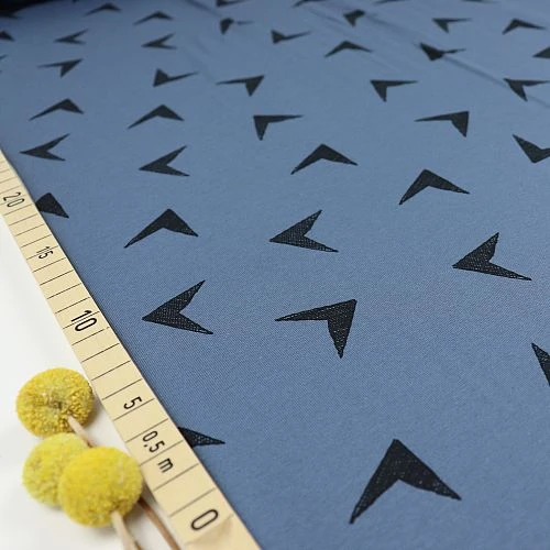 Bio Jersey Arrowhead In Dusty Blue Von Bloome Copenhagen 1 Bio Jersey Arrowhead In Dusty Blue Von Bloome Copenhagen