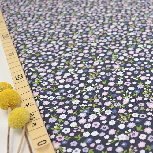 Bio Jersey Motiv Streublümchen In Lila Von Stoffonkel 1 Bio Jersey Motiv Streublümchen In Lila Von Stoffonkel