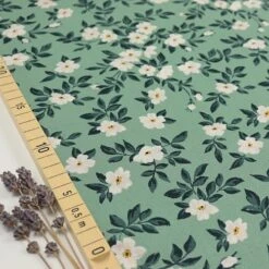 Bio Popeline Baumwollstoff Bramble Aus Der Serie Flora Von Cloud9