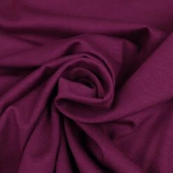 BASIC STRETCH JERSEY In Cherry Von Meet Milk 5 BASIC STRETCH JERSEY In Cherry Von Meet Milk -Angebote Stoffbiotop Store JERSEY in Cherry von Meet Milk 2092 2