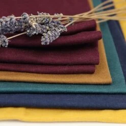 FINE RIB JERSEY In Maroon Von Meet Milk 5 FINE RIB JERSEY In Maroon Von Meet Milk -Angebote Stoffbiotop Store JERSEY in Maroon von Meet Milk 1532 2