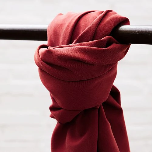 SOFT STRETCH TWILL In Berry Von Meet Milk 1 SOFT STRETCH TWILL In Berry Von Meet Milk