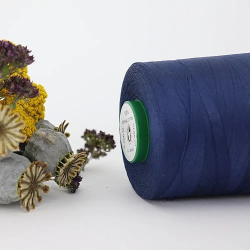 Nähgarn Saphirblau 100% Bio Baumwolle Scanfil 5000m Kone 2 Nähgarn Saphirblau 100% Bio Baumwolle Scanfil 5000m Kone – Bild 2