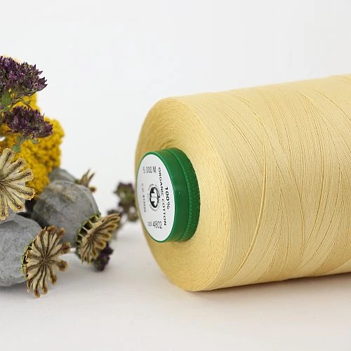 Nähgarn Strohgelb 100% Bio Baumwolle Scanfil 5000m Kone 2 Nähgarn Strohgelb 100% Bio Baumwolle Scanfil 5000m Kone – Bild 2