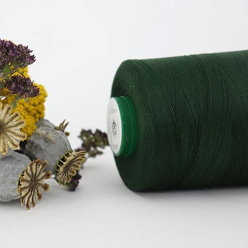 Nähgarn Waldgrün 100% Bio Baumwolle Scanfil 5000m Kone 2 Nähgarn Waldgrün 100% Bio Baumwolle Scanfil 5000m Kone – Bild 2