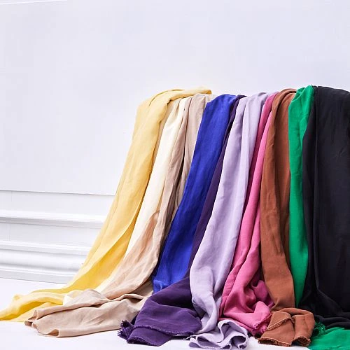 Vida Voile In Lapis Von Meet Milk Aus 100% TENCEL ™ Lyocell Fasern 3 Vida Voile In Lapis Von Meet Milk Aus 100% TENCEL ™ Lyocell Fasern – Bild 3