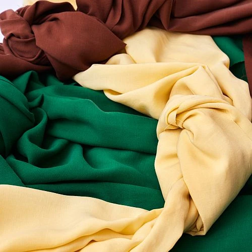 Vida Voile In Pecan Von Meet Milk Aus 100% TENCEL ™ Lyocell Fasern 3 Vida Voile In Pecan Von Meet Milk Aus 100% TENCEL ™ Lyocell Fasern – Bild 3