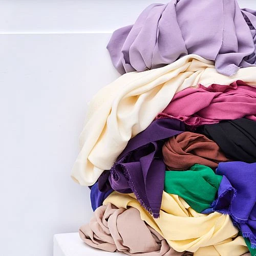 Vida Voile In Mellow Von Meet Milk Aus 100% TENCEL ™ Lyocell Fasern 5 Vida Voile In Mellow Von Meet Milk Aus 100% TENCEL ™ Lyocell Fasern – Bild 5